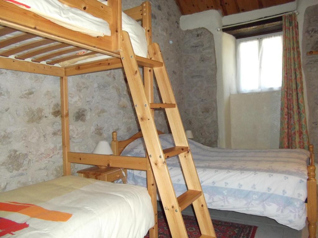 Ferme Auberge La Tindelle La Cresse Camera foto